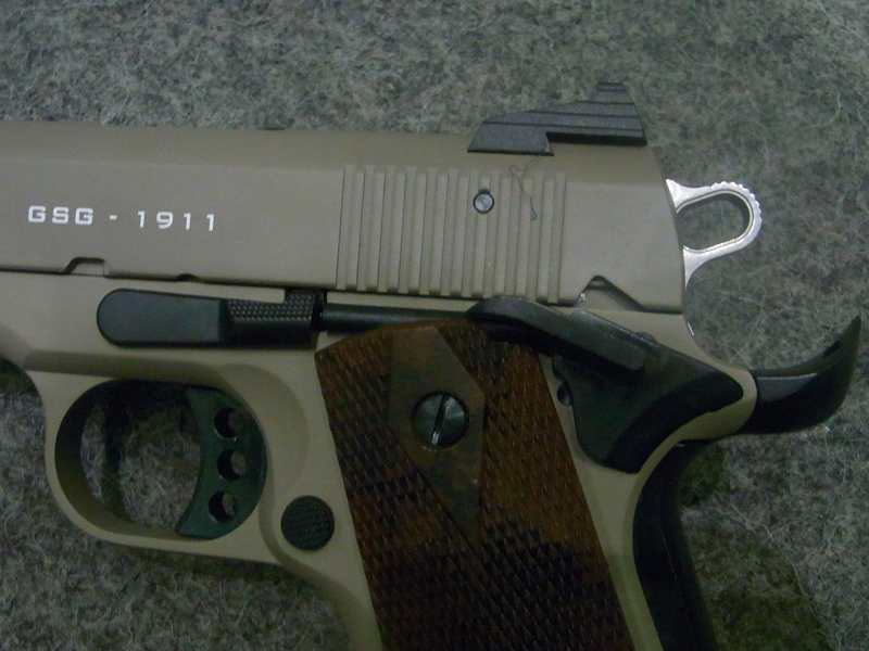 Pistola sportiva GSG modello 1911 Desert Tan