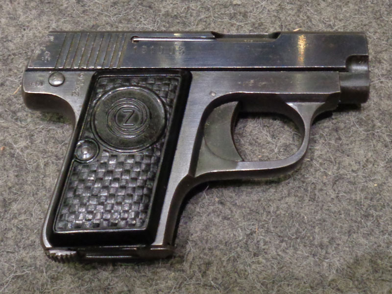 pistola C.Z. “Z” calibro 6.35