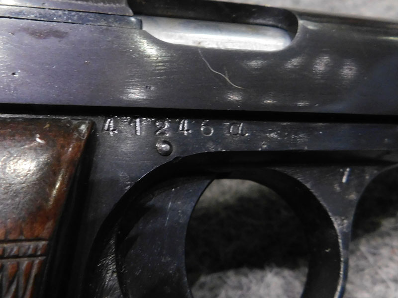 Pistola F.N. 10/22 con Waffenamt
