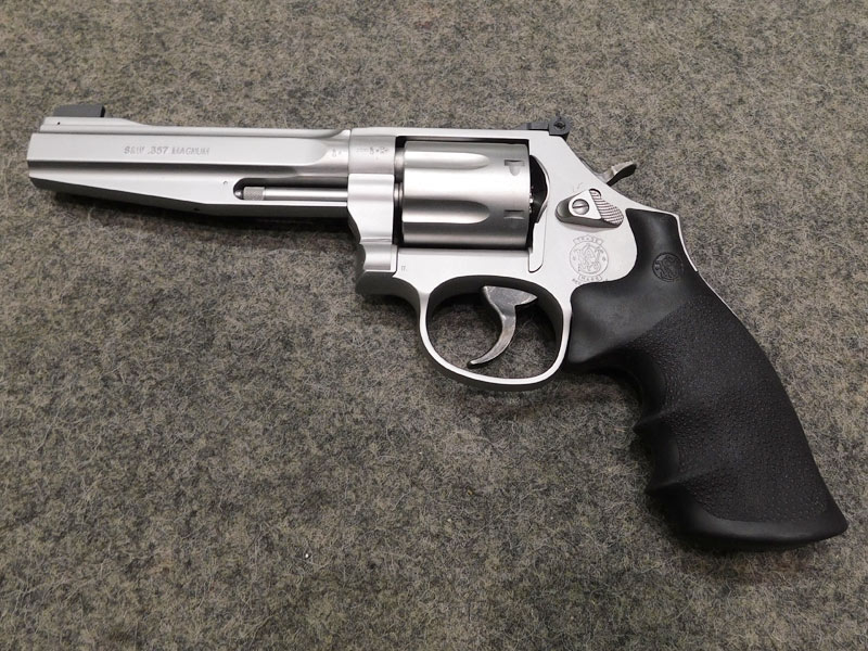 revolver S&W 686 Plus Pro Series