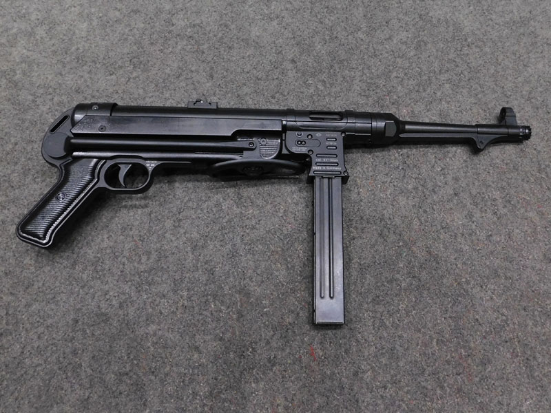 MP40 9 Luger